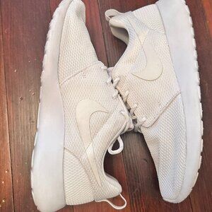 Womens Nike Roshe Run